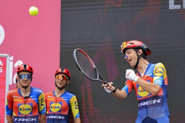Giulio CICCONE, Lidl - Trek during the Preesentation Team, during the Giro d Italia 2025, Tour of Italy, Stage 9, Gubbio - Siena (181 Km) on 18 May 2025 in Siena, Italy - during Stage 9 - Gubbio-Siena, Giro d Italia race in Siena, Italy, May 18 2025  Copyright: xStefanoxCavasino IPAxSportx xipa-agency.netx xx IPA_57874626 IPA_Agency_IPA57874626