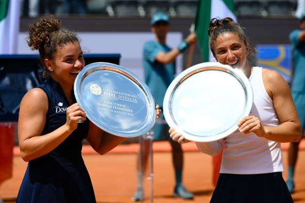 Foto IPP Cavaliere Emiliano. Roma 18 05 2025. Tennis Internazionali d Italia 2025. Nella foto: Jasmine Paolini e Sara Errani. Italy Photo Press - World Copyright italy ITALY  Copyright: xR4924_italyphotopressx