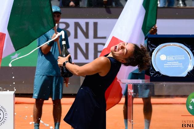 Foto IPP Cavaliere Emiliano. Roma 18 05 2025. Tennis Internazionali d Italia 2025. Nella foto: Jasmine Paolini e Sara Errani. Italy Photo Press - World Copyright italy ITALY  Copyright: xR4924_italyphotopressx