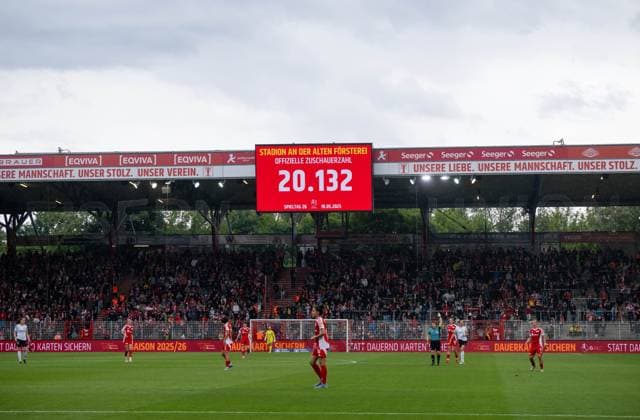 Fußball, Frauen, Saison 2024 2025, 2. Frauen-Bundesliga (26. Spieltag), 1. FC Union Berlin - FSV Gütersloh, Anzeigetafel mit Zuschauerzahl: 20132, 18.05. 2025, Copyright: xMatthiasxKochx