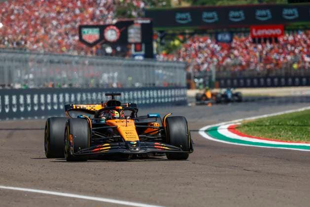 81 Oscar Piastri (AUS, McLaren F1 Team), F1 Grand Prix of Emilia-Romagna at Autodromo Internazionale Enzo e Dino Ferrari on May 18, 2025 in Imola, Italy. (Photo by HOCH ZWEI) Imola Italy