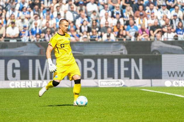 2. Fussball Bundesliga, Karlsruher SC - SC Paderborn 07, 18.05.2025 Manuel Riemann (SC Paderborn 1) 2. Fussball Bundesliga, Karlsruher SC - SC Paderborn 07; BBBank Wildpark Karlsruhe, 18.05.2025 DFB DFL REGULATIONS PROHIBIT ANY USE OF PHOTOGRAPHS AS IMAGE SEQUENCES AND OR QUASI-VIDEO.