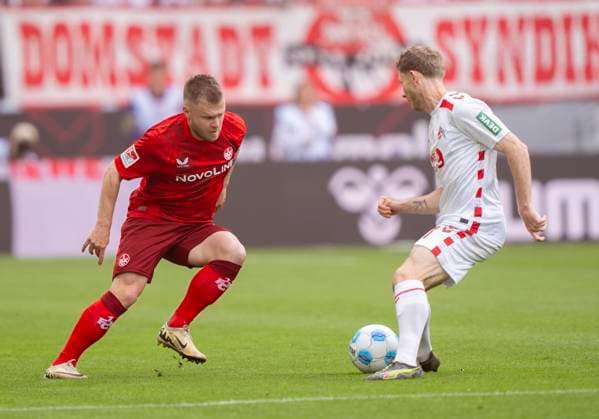 Zweikampf zwischen: Jean Zimmer (1. FC Kaiserslautern, 8) und Florian Kainz (1. FC Koeln, 11) 18.05.2025, 1. FC Köln - 1. FC Kaiserslautern Fussball, 2. Bundesliga, RheinEnergieStadion Köln DFL regulations prohibit any use of photographs as image sequences and or quasi-video.