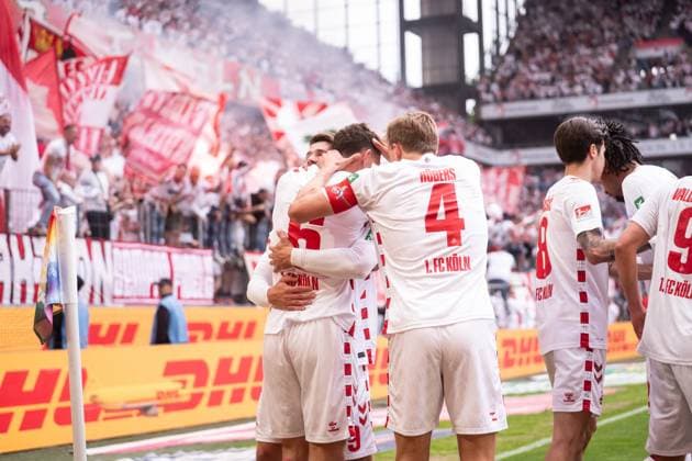 GER, 2. FBL, 1. FC Köln Koel vs 1.FC Kaiserslautern 18.05.2025, RheinEnergieStadion, Köln, GER, 2. FBL, 1. FC Köln Koel vs 1.FC Kaiserslautern im Bild: Torjubel Jubel ueber das Tor zum 1:0 durch Eric Martel (1. FC Köln Koeln, 6) Gestik, Mimik, Emotionen, Timo Hübers Huebers (1. FC Köln Koeln, 4) Eric Martel (1. FC Köln Koeln, 6)