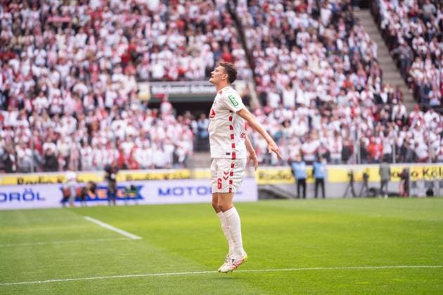 GER, 2. FBL, 1. FC Köln Koel vs 1.FC Kaiserslautern 18.05.2025, RheinEnergieStadion, Köln, GER, 2. FBL, 1. FC Köln Koel vs 1.FC Kaiserslautern im Bild: Torjubel Jubel ueber das Tor zum 1:0 durch Eric Martel (1. FC Köln Koeln, 6) Gestik, Mimik, Emotionen,