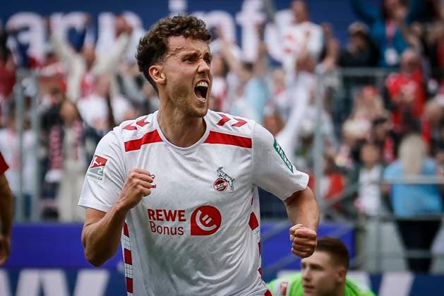 2. Fußball-Bundesliga, 1. FC Köln - 1. FC Kaiserslautern, 18.05.2025 Torjubel: Luca Waldschmidt (1. FC Köln, 9) trifft zum 2:0; 34. Spieltag der 2. Fußball-Bundesliga, 2. Fußball-Bundesliga, 1. FC Köln - 1. FC Kaiserslautern am 18.05.2025 im RheinEnergie-Stadion in Köln. DIE DFL-VORSCHRIFTEN VERBIETEN JEDE VERWENDUNG VON FOTOS ALS BILDSEQUENZEN UND ODER QUASI-VIDEO.
