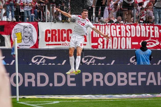 18.05.2025 - Deutschland: 2. Fussball Bundesliga 2024 2025, 34. Spieltag - 1. FC Köln vs. 1. FC Kaiserslautern - Rhein-Energie-Stadion (Köln): Tor und Torjubel zum 1:0 durch Eric Martel (1. FC Köln, 6) Freude, Emotionen, Jubel, Sprung