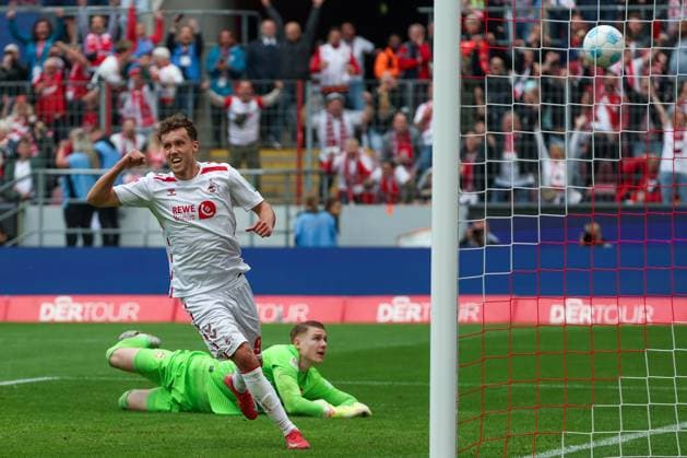 2. Bundesliga - 24 25 - 1. FC Köln - 1. FC Kaiserslautern am 18.05.2025 im RheinEnergieSTADION in Köln Jubel, Torjubel, Torschuetze, Torschütze Luca Waldschmidt (Koeln 9) jubelt nach seinem Tor zum 2 zu 0