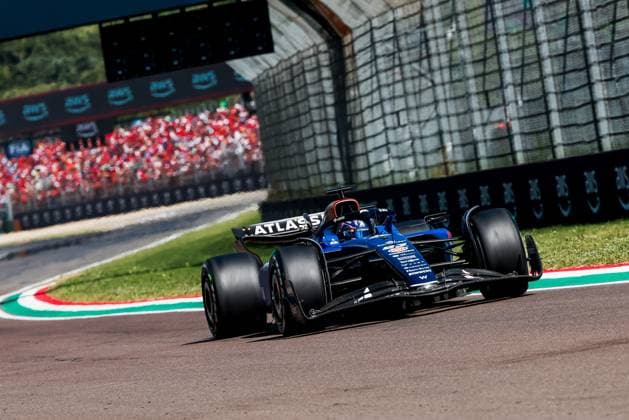 Formula 1 AWS Gran Premio del Made in Italy e dell Emilia-Romagna Alexis Perrin OVERTAKE MAXPPP - Imola 18 05 2025 23 ALBON Alexander (tha), Williams Racing, action during the Formula 1 AWS Gran Premio del Made in Italy e dell Emilia-Romagna Grand Prix 2025, the 7th round of the 2025 FIA Formula 1 World Championship, WM, Weltmeisterschaft on the Autodromo Internazionale Enzo e Dino Ferrari from May 15 to 18, 2025, in Imola, Italy Imola Italy  Copyright: xOVERTAKE MAXPPPxAlexisxPerrinx OVT202505186225 OVT202505186225