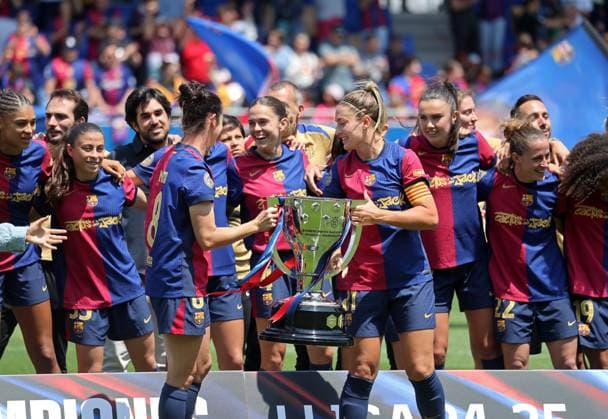 FC Barcelona, Barca Femeni v Athletic Club Femenino - Liga F The FC Barcelona Femeni players celebrate their Liga F title at the end of the match between FC Barcelona Femeni and Athletic Club Femenino, corresponding to week 30 of the Liga F, played at the Johan Cruyff Stadium in Barcelona, Spain, on May 18, 2025. Barcelona Barcelona Spain  Copyright: xUrbanandsportx originalFilename:urbanandsport-fcbarcel250518_npvc2.jpg