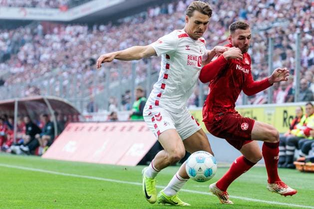 2.? ?Fußball Bundesliga, 1. FC Köln - 1. FC Kaiserslautern, 18.05.2025 Zweikampf Joel Schmied (1. FC Köln, 2), Luca Sirch (1. FC Kaiserslautern, 31) 2. Fußball Bundesliga, 1. FC Köln - 1. FC Kaiserslautern, Köln, RheinEnergiestadion am 18.05.2025 DFL REGULATIONS PROHIBIT ANY USE OF PHOTOGRAPHS AS IMAGE SEQUENCES AND OR QUASI-VIDEO.