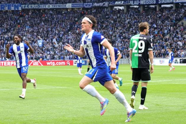 DEU, DFL, 2. FBL, Hertha BSC vs. Hannover 96, 18.05.2025, Berliner Olympiastadion, Berlin, DEU, DFL, 2. FBL, Hertha BSC vs. Hannover 96, im Bild 1:1 durch Fabian Reese (Hertha BSC Berlin 11) DFL - regulations prohibit any use of Photographs as image sequences and or quasi-video