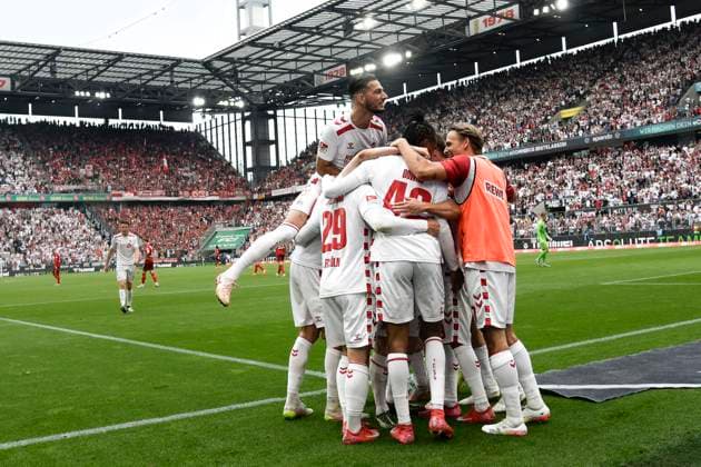 Luca Waldschmidt (Koeln 9) jubelt nach dem Tor zum 2:0 mit der Mannschaft 18.05.2025 Fussball 1. FC Koeln vs 1. FC Kaiserslautern, Rheinenergiestadion, Koeln, DFB DFL REGULATIONS PROHIBIT ANY USE OF PHOTOGRAPHS AS IMAGE SEQUENCES AND OR QUASI-VIDEO