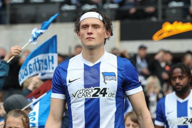 18.05.2025, xtgx, Fussball 2. Bundesliga, Hertha BSC Berlin - Hannover 96 emspor, v.l. Fabian Reese (Hertha, 11) (DFL DFB REGULATIONS PROHIBIT ANY USE OF PHOTOGRAPHS as IMAGE SEQUENCES and or QUASI-VIDEO) Berlin *** 18 05 2025, xtgx, Soccer 2 Bundesliga, Hertha BSC Berlin Hannover 96 emspor, v l Fabian Reese Hertha, 11 DFL DFB REGULATIONS PROHIBIT ANY USE OF PHOTOGRAPHS as IMAGE SEQUENCES and or QUASI VIDEO Berlin