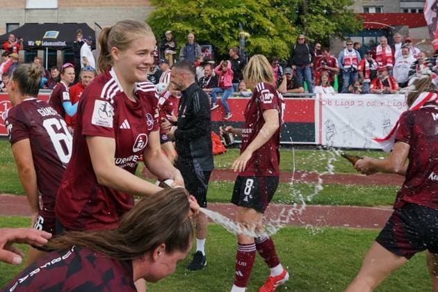 27.04.2025 - Fussball - Saison 2024 2025 - 2. Frauen - Fussball - Bundesliga - 26. Spieltag: 1. FC Nürnberg FCN ( Club Clubfrauen ) - FC Bayern München II ( FCB ) - Sportfoto Zink ChPr - xdcxcpx - Anne Führlein Fuehrlein (16, 1. FC Nürnberg FCN )