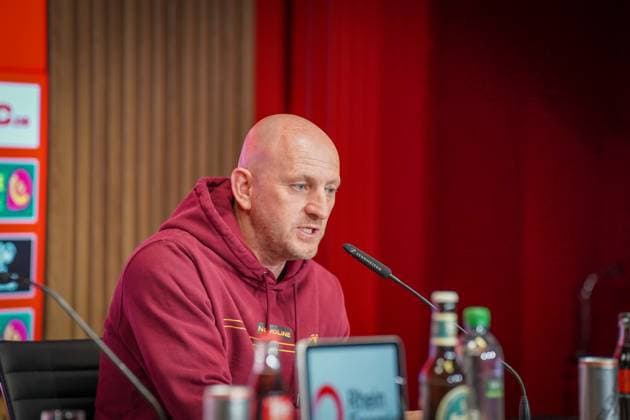 18.05.2025 - Deutschland: 2. Fussball Bundesliga 2024 2025, 34. Spieltag - 1. FC Köln vs. 1. FC Kaiserslautern - Rhein-Energie-Stadion (Köln): Torsten Lieberknecht (Trainer, 1. FC Kaiserslautern)