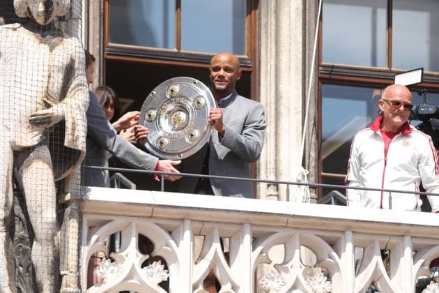 Maisterfeier FC Bayern München München, 18.05.2025 FC Bayern München Titelfeier auf dem Marienplatz am Rathaus . Trainer Vincent Kompany Bayern Germany Copyright: xMatthiasxGränzdörferx
