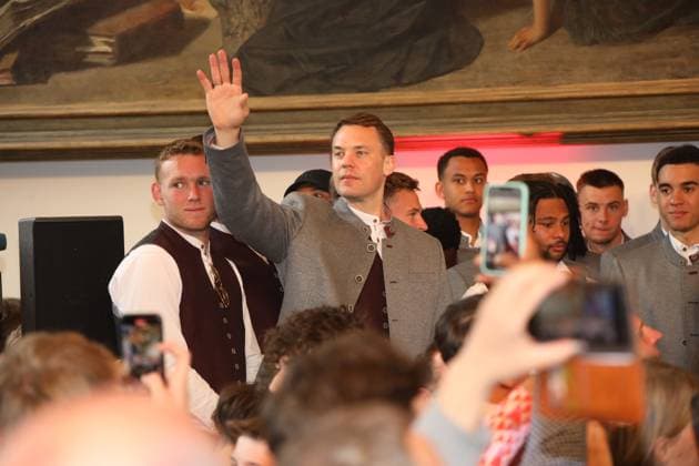 Maisterfeier FC Bayern München München, 18.05.2025 FC Bayern München Titelfeier auf dem Marienplatz am Rathaus . Manuel Neuer Bayern Germany Copyright: xMatthiasxGränzdörferx