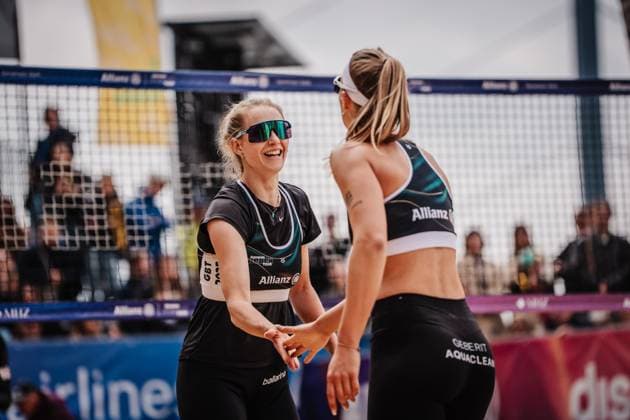 Beachvolleyball Frauen Allianz German Beach Tour 2025 Tourstop Düsseldorf 18.05.2025 v.l. Tabea Schwarz und Sandra Ittlinger Düsseldorf Robert-Lehr-Ufer Nordrhein-Westfalen Deutschland