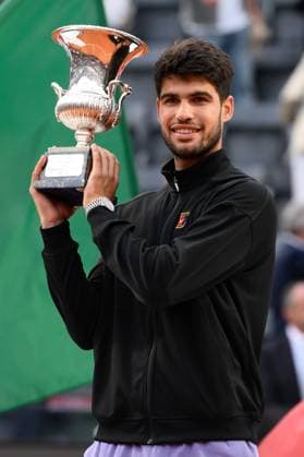 Foto IPP Cavaliere Emiliano. Roma 18 05 2025. Tennis Internazionali d Italia 2025. Nella foto: Carlos Alcaraz. Italy Photo Press - World Copyright italy ITALY  Copyright: xR4924_italyphotopressx