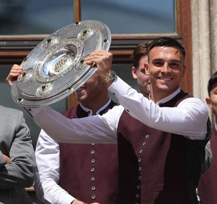 18.05.2025, Meisterfeier Am Marienplatz Muenchen ,FC Bayern Muenchen Deutscher Fussballmeister 2025, Fussball, im Bild: Joao Palhinha (FC Bayern Muenchen)