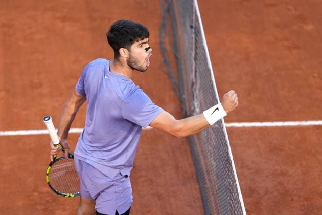 Carlos Alcaraz of Spain celebrates after winning the men final of the Internazionali BNL d Italia 2025 tennis tournament against Jannik Sinner of Italy at Foro Italico in Rome, Italy on May 18, 2025. AntoniettaxBaldassarre