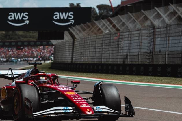 May 18, 2025, Imola, Bologna, Italy: CHARLES LECLERC (Ferrari) doing practice starts at the end of the pit lane before the race in Imola. Race Day at the Formula 1 Emilia-Romagna Grand Prix 2025. Autodromo Enzo e Dino Ferrari, Imola. Imola Italy - ZUMAr193 20250518_zsp_r193_087 Copyright: xSaraxRuffonix
