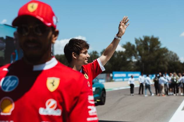 May 18, 2025, Imola, Bologna, Italy: CHARLES LECLERC (Ferrari) doing his interview in front of the Rivazza Grandstand during the driver s parade, and saying hi to the fans. Race Day at the Formula 1 Emilia-Romagna Grand Prix 2025. Autodromo Enzo e Dino Ferrari, Imola. Imola Italy - ZUMAr193 20250518_zsp_r193_031 Copyright: xSaraxRuffonix