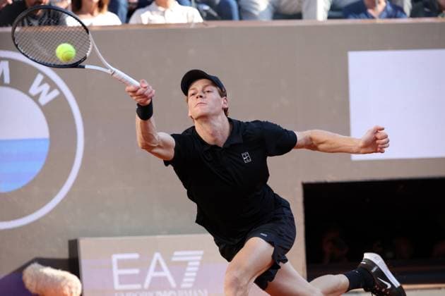 (250519) -- ROME, May 19, 2025 -- Jannik Sinner of Italy hits a return during the men s singles final match against Carlos Alcaraz of Spain at the ATP, Tennis Herren Italian Open in Rome, Italy, May 18, 2025. (Photo by Xinhua) (SP)ITALY-ROME-TENNIS-ATP-ITALIAN OPEN-FINAL ElisaxLingria 