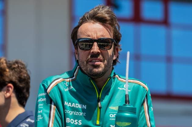 2025 Formula One Emilia Romagna Grand Prix in Imola, Italy - 18 May 2025 Fernando Alonso of Spain and Aston Martin Aramco F1 Team seen during the Formula One Emilia Romagna Grand Prix. Imola Italy Copyright: xJayxHiranox xSOPAxImagesx 2025 F1 Emilia Romagna GP 555284