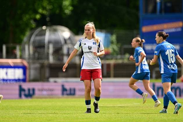 Fußball I Frauen I Saison 2024-2025 I 2. Bundesliga I 26. Spieltag I SV Meppen - Hamburger SV I 18.05.2025 Nahaufnahme, Einzelfoto, Freisteller, Portrait, Porträt, Einzelbild, Einzelfoto, Körper: Svea Stoldt (8, Hamburger SV) Meppen Hänsch-Arena Niedersachsen Deutschland Copyright: xLobeca FelixxSchlikisx