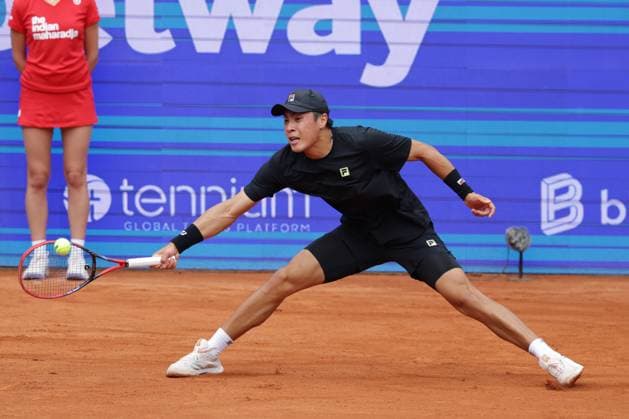 GER, Hamburg, xFSx, ATP500 Herren-Tennistunier Bitpanda Hamburg Open 2025, Sechzehntelfinale 19.05.2025 Brandon Nakashima (USA) spielt einen Vorhand Copyright: HMBxMedia FernandoxSoares