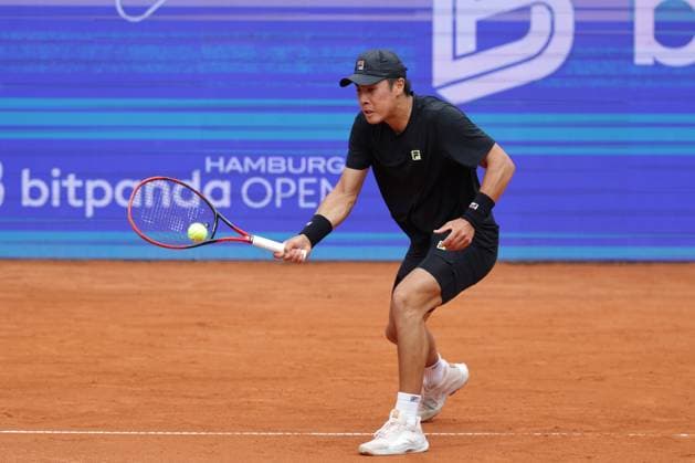 GER, Hamburg, xFSx, ATP500 Herren-Tennistunier Bitpanda Hamburg Open 2025, Sechzehntelfinale 19.05.2025 Brandon Nakashima (USA) spielt einen Vorhand Copyright: HMBxMedia FernandoxSoares