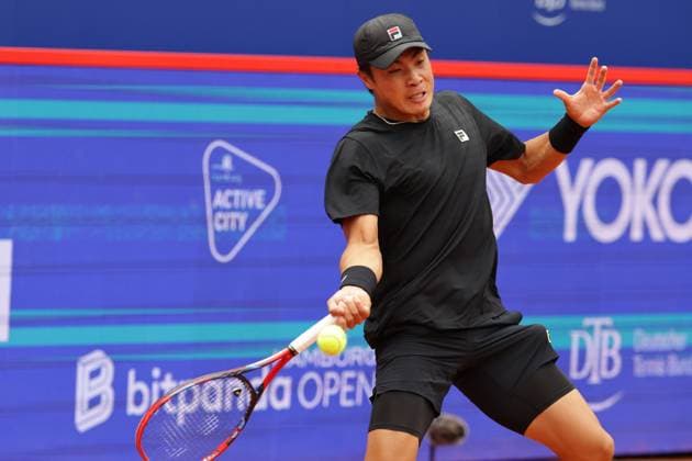 GER, Hamburg, xFSx, ATP500 Herren-Tennistunier Bitpanda Hamburg Open 2025, Sechzehntelfinale 19.05.2025 Brandon Nakashima (USA) spielt einen Vorhand Copyright: HMBxMedia FernandoxSoares