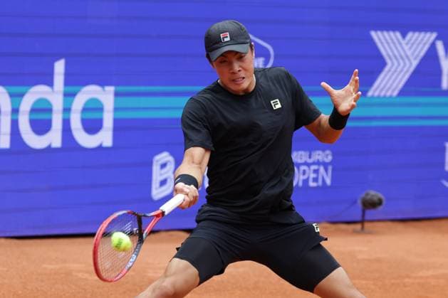 GER, Hamburg, xFSx, ATP500 Herren-Tennistunier Bitpanda Hamburg Open 2025, Sechzehntelfinale 19.05.2025 Brandon Nakashima (USA) spielt einen Vorhand Copyright: HMBxMedia FernandoxSoares