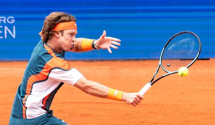 19.05.2025, ATP, Tennis Herren 500, Tennis, Herren, Hamburg Open, Hamburg, 1. Runde, Andrey Rublev (Russland) - Damir Dzumhur (Bosnien-Herzigowina) Andrey Rublev (Russland) Hamburg Tennis-Stadion Am Rothenbaum Hamburg Deutschland