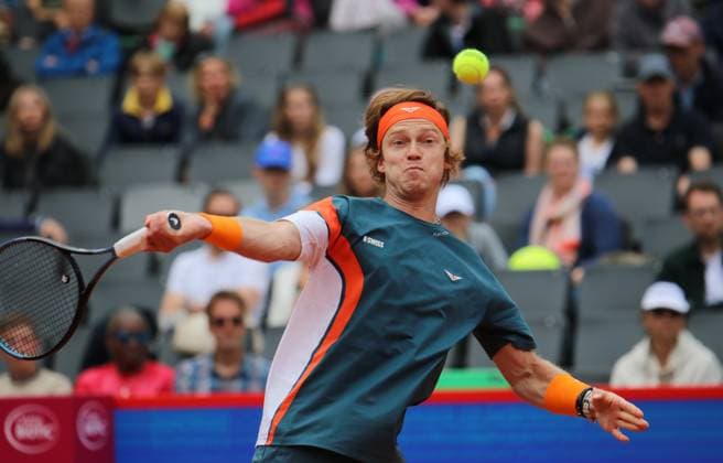 Bitpanda Hamburg Open, ATP, Tennis Herren Turnier 500, 1. Runde: Andrey Rublev (Russland).