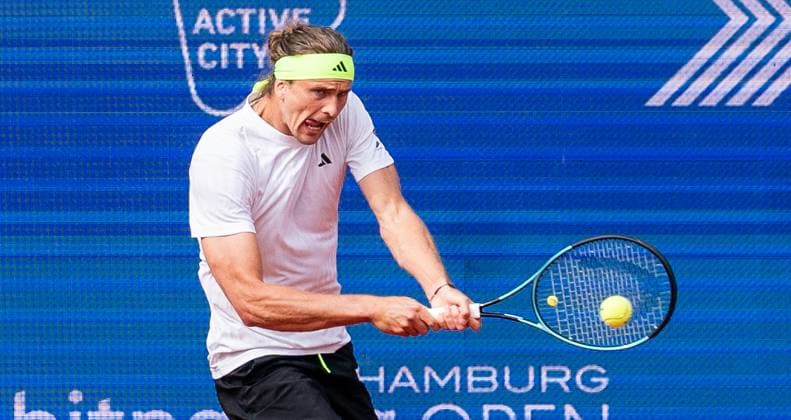 Sport Bilder des Tages 19.05.2025, ATP, Tennis Herren 500, Tennis, Herren, Hamburg Open, Hamburg, 1. Runde, Alexander Zverev (Deutschland) - Aleksandar Kovacevic (USA) Alexander Zverev (Deutschland) Hamburg Tennis-Stadion Am Rothenbaum Hamburg Deutschland