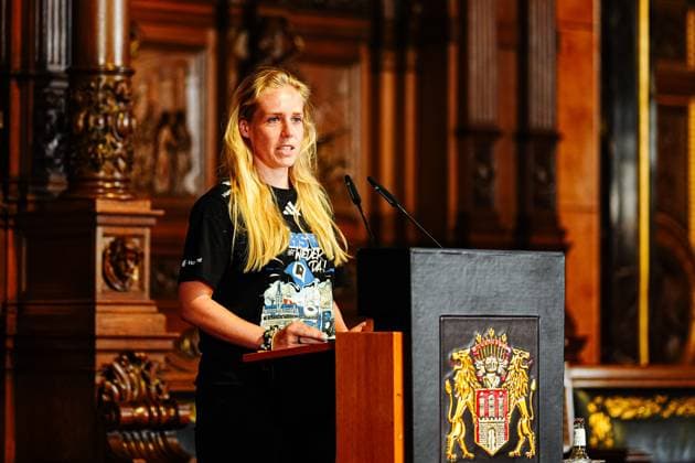 Sarah Stockmann (Hamburger SV Frauen, 22) GER, Aufstiegsfeier Hamburger SV, Fussball, Saison 2024 2025, 19.05.2025 GER, Aufstiegsfeier Hamburger SV, Fussball, Saison 2024 2025, 19.05.2025 Hamburg