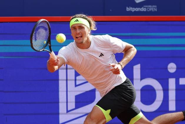 GER, Hamburg, xFSx, ATP, Tennis Herren 500 , Herren-Tennistunier Bitpanda Hamburg Open 2025, Sechzehntelfinale 19.05.2025 Alexander Zverev (GER) spielt einen Vorhand Copyright: HMBxMedia FernandoxSoares