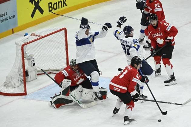 STOCKHOLM, SWEDEN 20250519 Canada s goalkeeper Marc-Andre Fleury saves a puck during the IIHF Ice hockey, Eishockey World Championship, WM, Weltmeisterschaft group A match between Canada and Finland at Avicii Arena in Stockholm, Sweden, on May 19, 2025. STOCKHOLM SWEDEN x10080x
