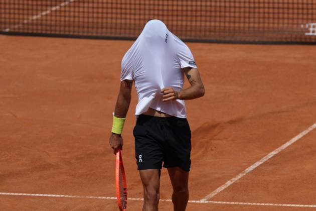 GER, Hamburg, xFSx, ATP, Tennis Herren 500 , Herren-Tennistunier Bitpanda Hamburg Open 2025, Sechzehntelfinale 20.05.2025 Flavio Cobolli (ITA) enttaeuscht, enttaeusch schauend, dissapointed, traurig, frustriert, frust, gefrustet Copyright: HMBxMedia FernandoxSoares