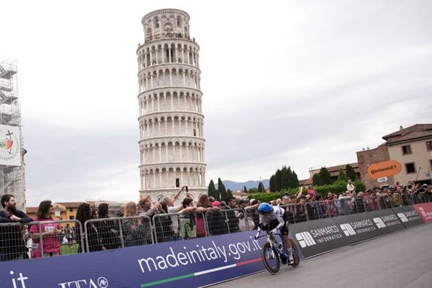 Affini Edoardo of Team Visma Lease A Bike during the stage 10 of the Giro d™Italia from Lucca to Pisa Tudor ITT (Individual Time Trial), Italy - Tuesday, May 20, 2025. - cycling.  Copyright: xMarcoxAlpozzi LaPressex