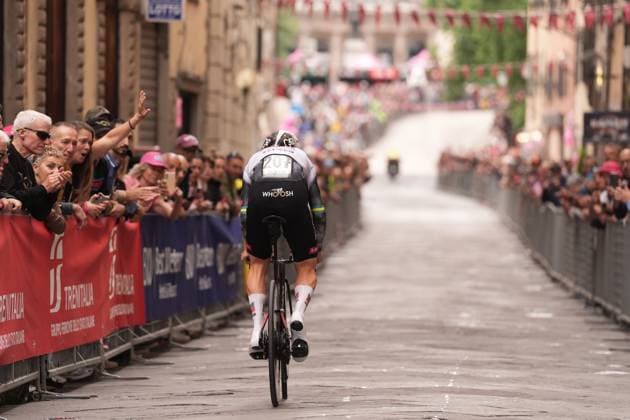 Vine Jay of Uae Team Emirates Xrg during the stage 10 of the Giro d™Italia from Lucca to Pisa Tudor ITT (Individual Time Trial), Italy - Tuesday, May 20, 2025. - cycling.  Copyright: xMassimoxPaolone LaPressex