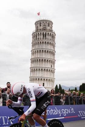 Tarling Michael Joshua of Ineos Grenadiers during the stage 10 of the Giro d™Italia from Lucca to Pisa Tudor ITT (Individual Time Trial), Italy - Tuesday, May 20, 2025. - cycling.  Copyright: xMarcoxAlpozzi LaPressex