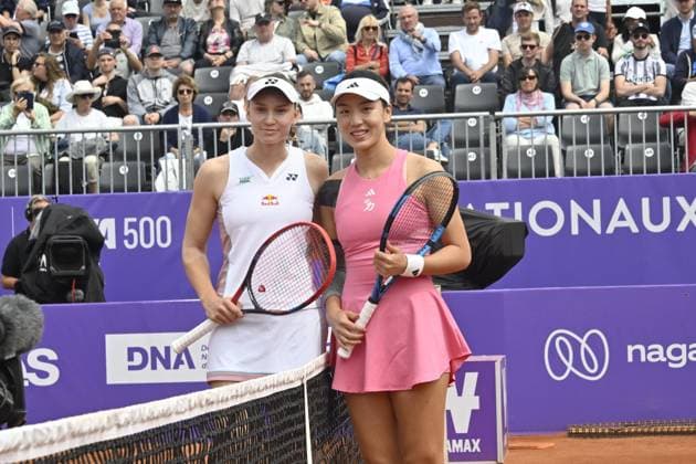 Tennis : Internationaux de Strasbourg 2025 - WTA, Tennis Damen 500 Tennis - Internationaux de Strasbourg 2025 - WTA 500 - Rybakina Wang - Chine France  Copyright: xChryslenexCaillaudx xPsnewZx