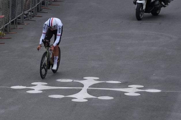 Tarling Michael Joshua of Ineos Grenadiers during the stage 10 of the Giro d™Italia from Lucca to Pisa Tudor ITT (Individual Time Trial), Italy - Tuesday, May 20, 2025. - cycling.  Copyright: xGianxMattiaxD Alberto LaPressex
