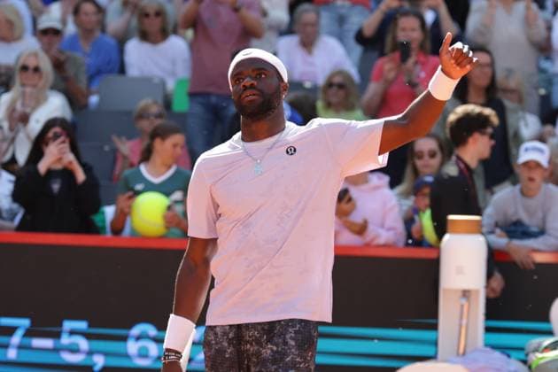 GER, Hamburg, xFSx , ATP, Tennis Herren 500 , Herren Tennistunier Bitpanda Hamburg Open 2025, Sechzehntelfinale 20.05.2025 Frances Tiafoe (USA) Siegerfaust, jubel gewinnt das Spiel gegen Yunchaokete Bu (CHN) Copyright: HMBxMedia FernandoxSoares