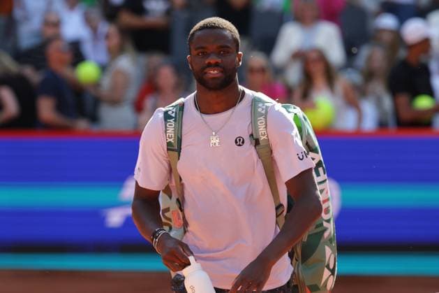 GER, Hamburg, xFSx , ATP, Tennis Herren 500 , Herren Tennistunier Bitpanda Hamburg Open 2025, Sechzehntelfinale 20.05.2025 Frances Tiafoe (USA) verabschiedet sich vom Publikum Copyright: HMBxMedia FernandoxSoares