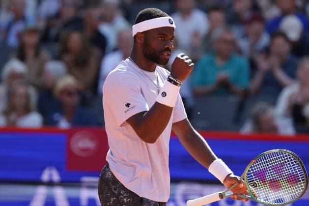 GER, Hamburg, xFSx , ATP, Tennis Herren 500 , Herren Tennistunier Bitpanda Hamburg Open 2025, Sechzehntelfinale 20.05.2025 Frances Tiafoe (USA) Siegerfaust, jubel gewinnt das Spiel gegen Yunchaokete Bu (CHN) Copyright: HMBxMedia FernandoxSoares